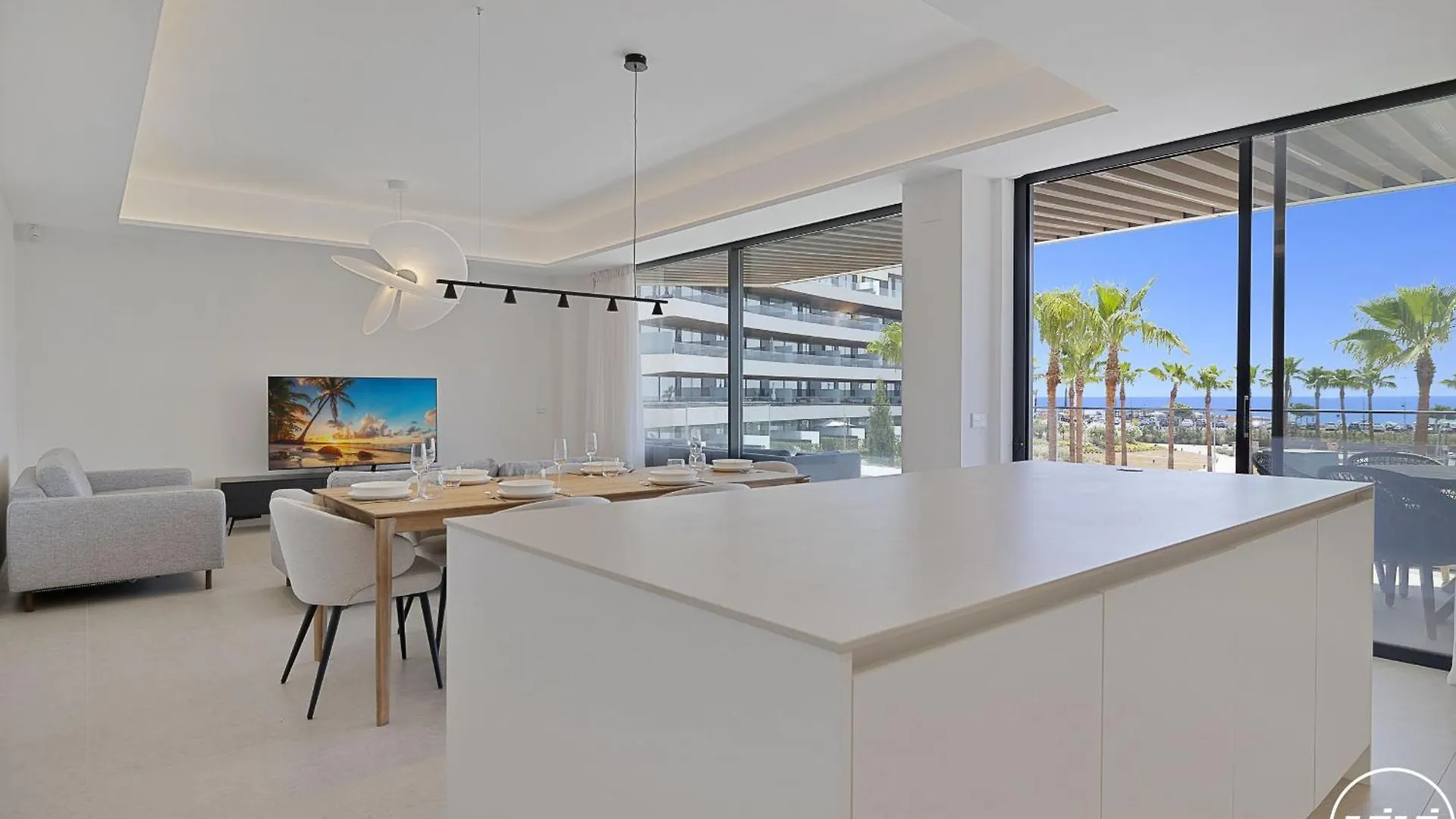 Vivi Homes - Aura Pool, Sauna, Spa, Gym & Sea View Torremolinos